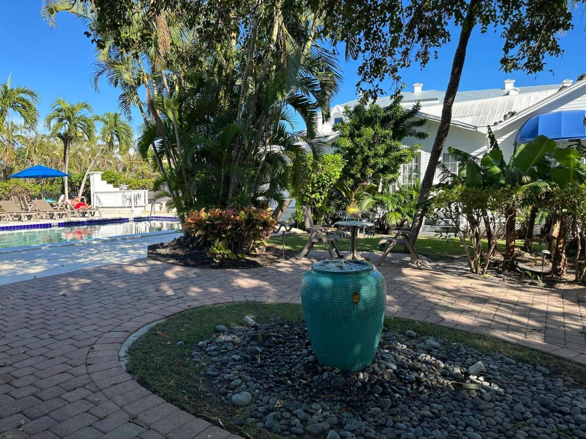 Olde Marco Inn Marco Island Exteriér fotografie